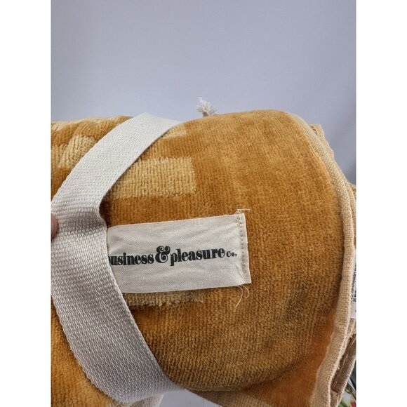 Business & Pleasure Co. Premium Beach Blanket Squares Pattern In orange - Picture 6 of 10